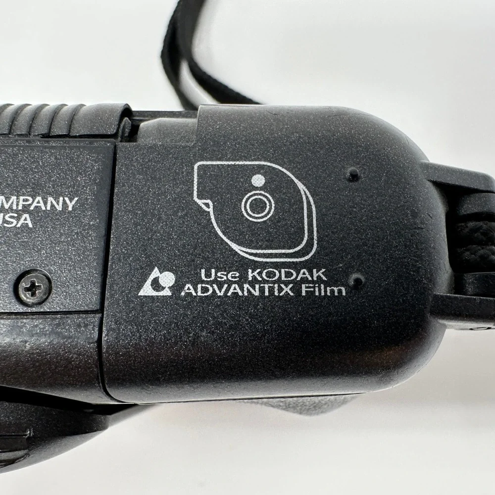 Kodak Advantix 3200 AF APS Film Camera Ektanar 25mm Lens Flash
